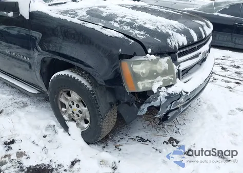 2009 Chevrolet Suburban 1500 Lt2 from USA, damaged, VIN 1GNFK26309R231336